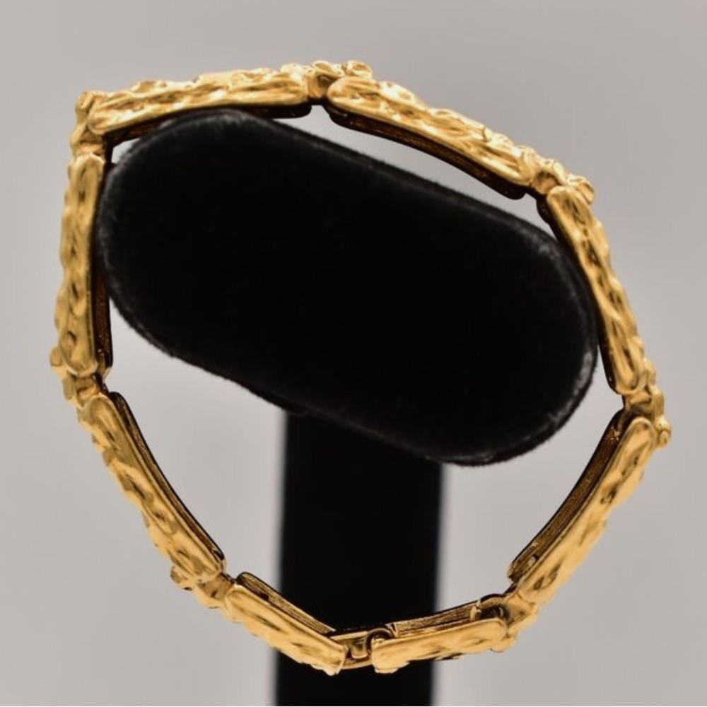 Vintage Monet Textured Rectangle Link Runway Brac… - image 7